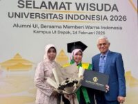 Ket gambar: Putri Sekda Sultra saat berfoto( foto istimewa)